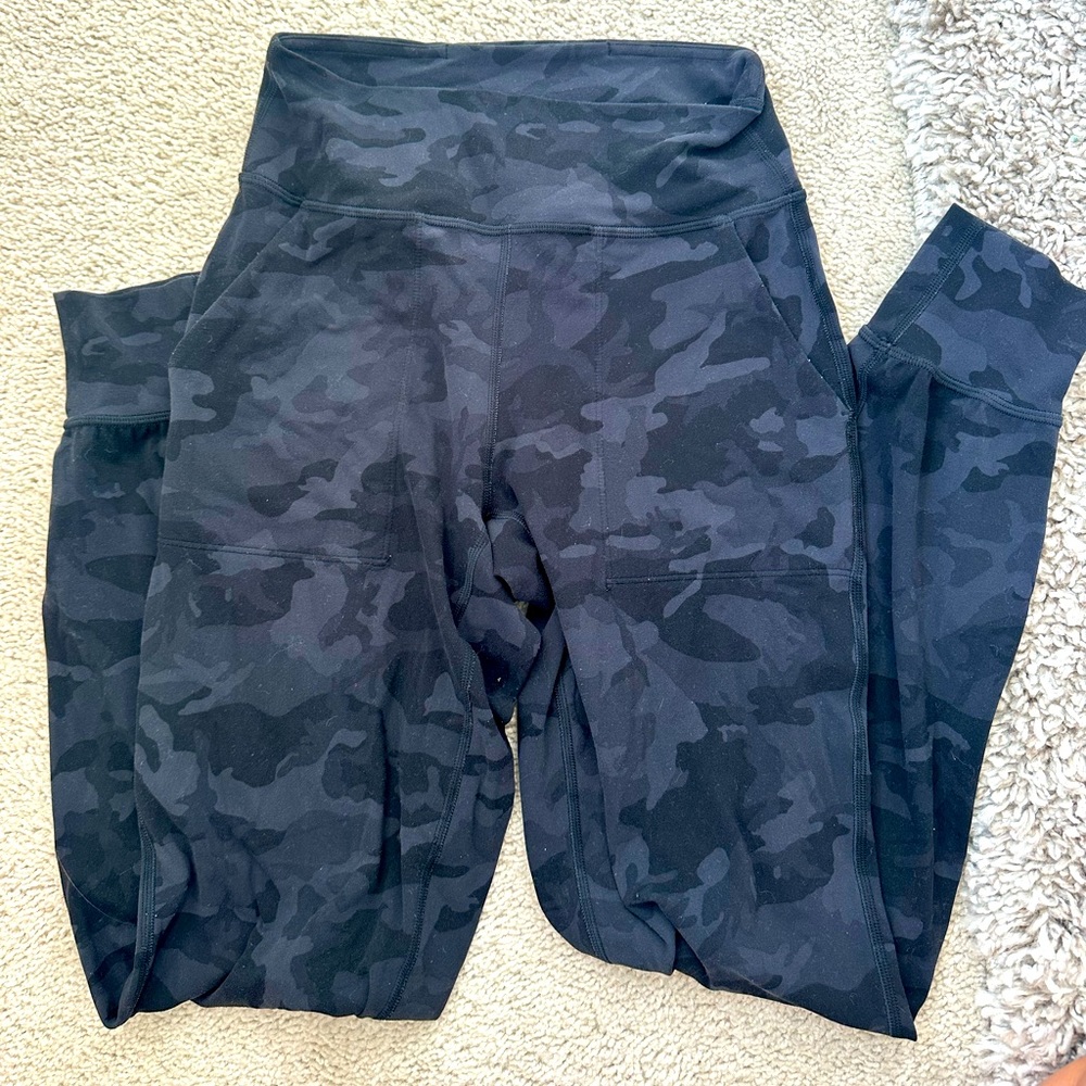 Lululemon joggers